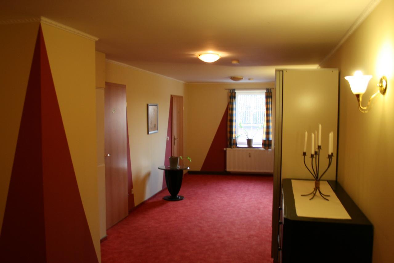 Zum Landhaus Dannenbuettel Sassenburg Δωμάτιο φωτογραφία