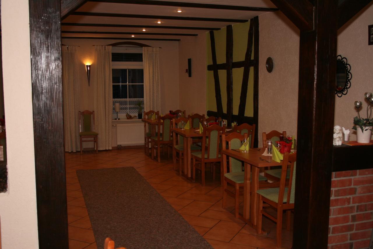 Zum Landhaus Dannenbuettel Sassenburg Εξωτερικό φωτογραφία